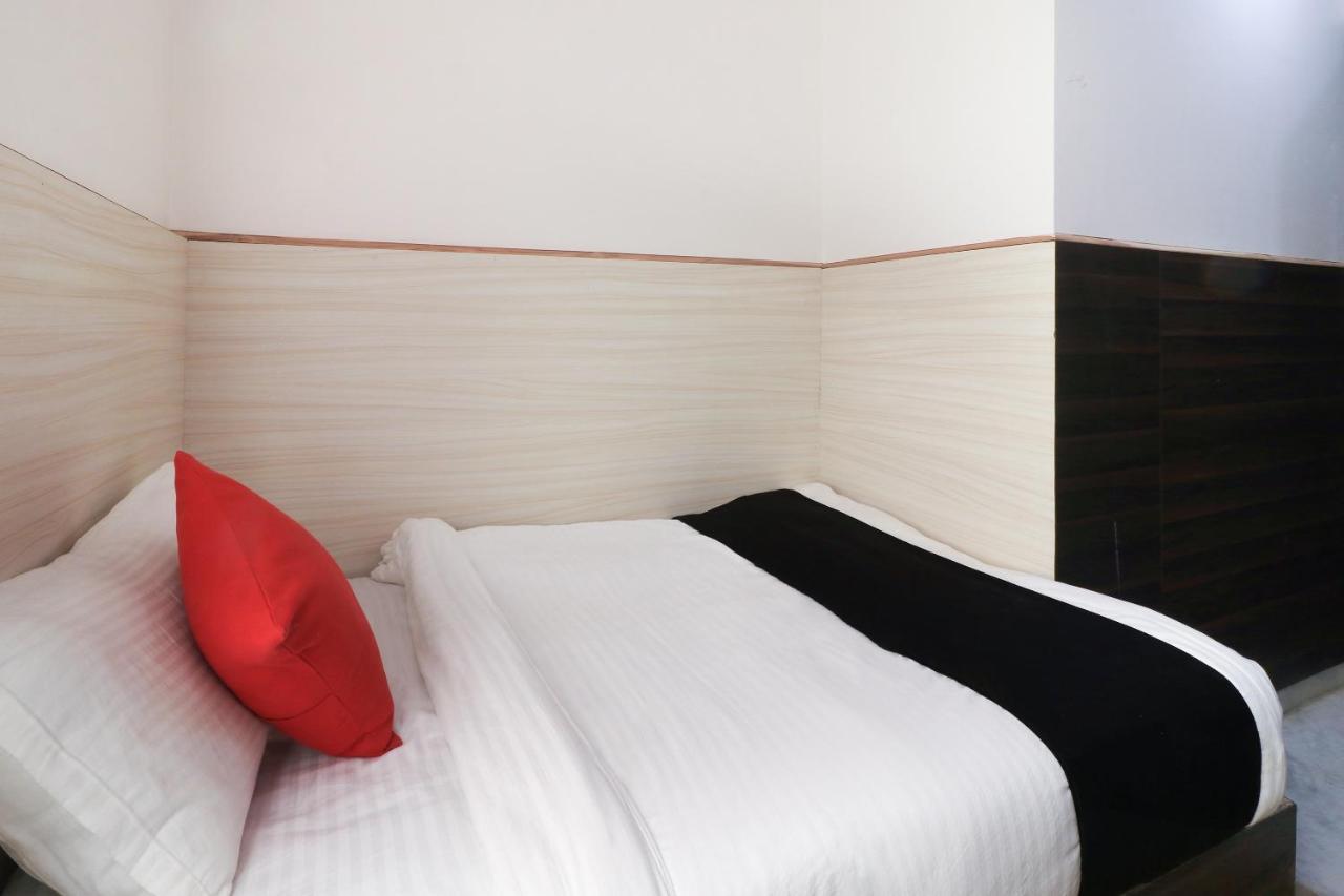 Oyo 6893 Hotel Airport View Jaipur Extérieur photo